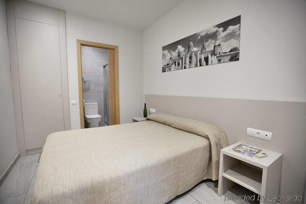 Hotel Ciutat De Sant Adria